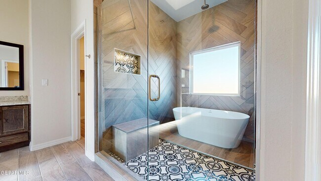 Building Photo - 500 La Entrada Cir