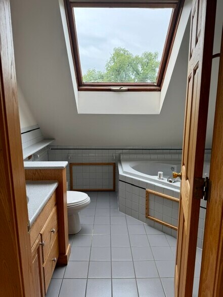 Bathroom - 264 N Pleasant St