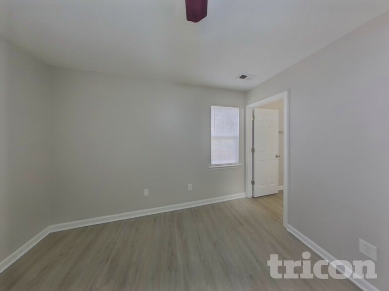 Building Photo - 7112 Windsong Way