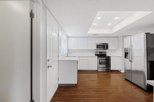 Building Photo - 11605 Gungrove Cir