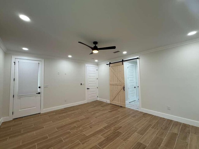 Building Photo - 361 County Line Rd