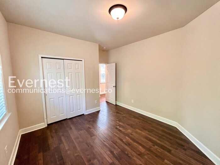 Building Photo - 1656 Danbury Parc Pl