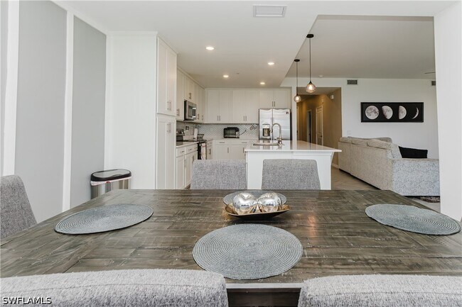 Building Photo - 5651 Double Eagle Cir