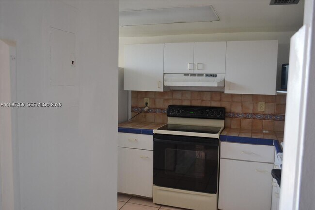 Building Photo - 10155 NW 9th St Cir