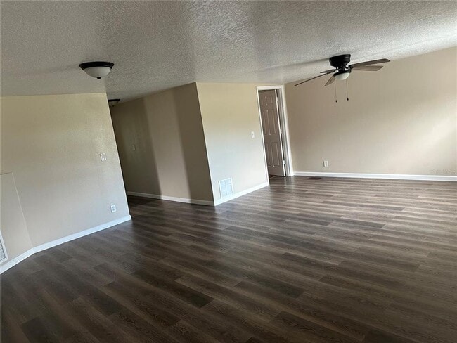 Building Photo - 1451 Cinder Ln