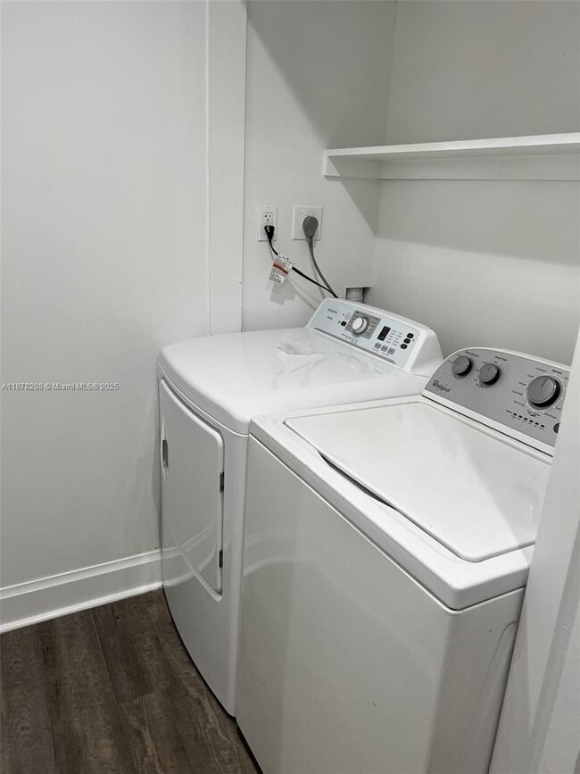 Building Photo - 20927 Sedgewick Dr