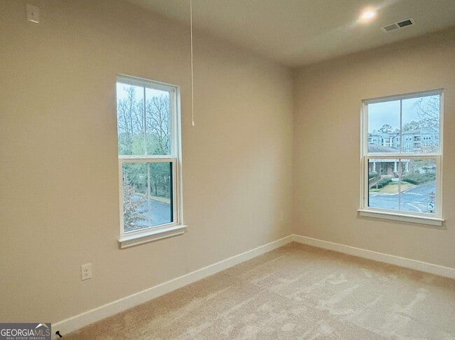 Building Photo - 420 Thatch Ter