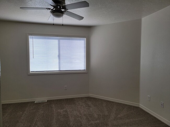 Building Photo - Great home in Middleton