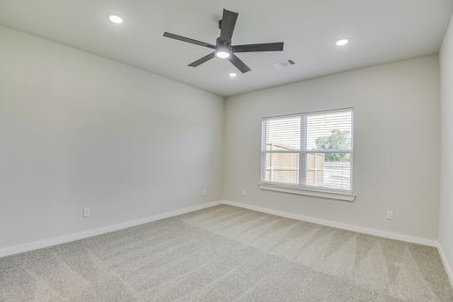 Building Photo - EDGEWOOD ESTATES NOW PRE-LEASING! LUXURIOU...