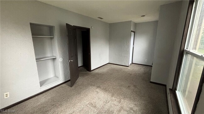 Building Photo - 814 Lovett Pl