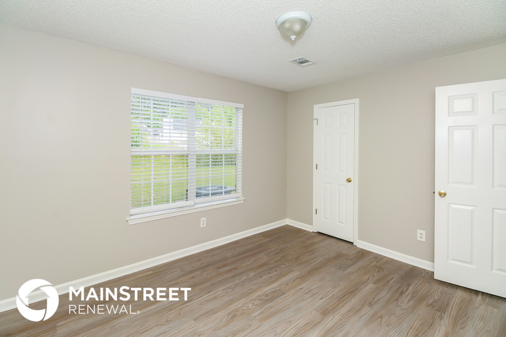 Building Photo - 7550 Sugarcreek Dr