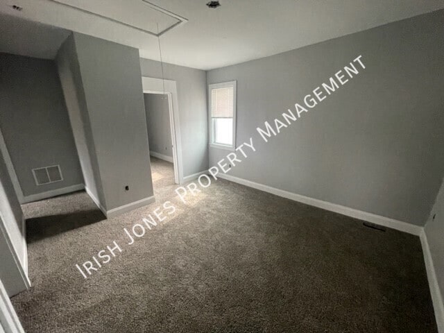 Building Photo - 944 E. Lovejoy-
