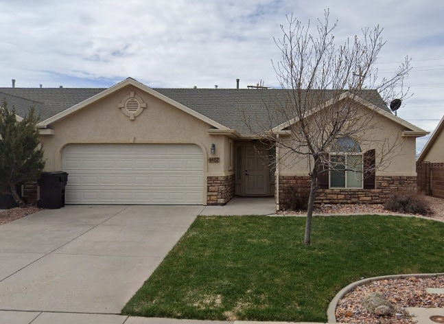 Building Photo - 1422 Southern View Dr