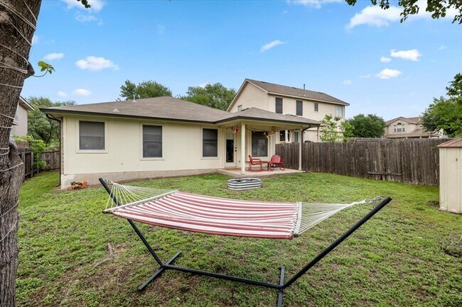Building Photo - 1125 Vincent Pl