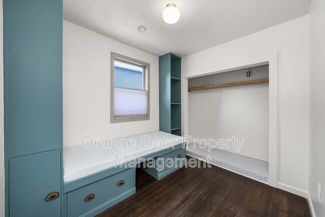 Building Photo - 4512 N Orchard St