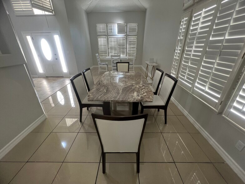 Building Photo - 485 Jeweled Mesa Ct