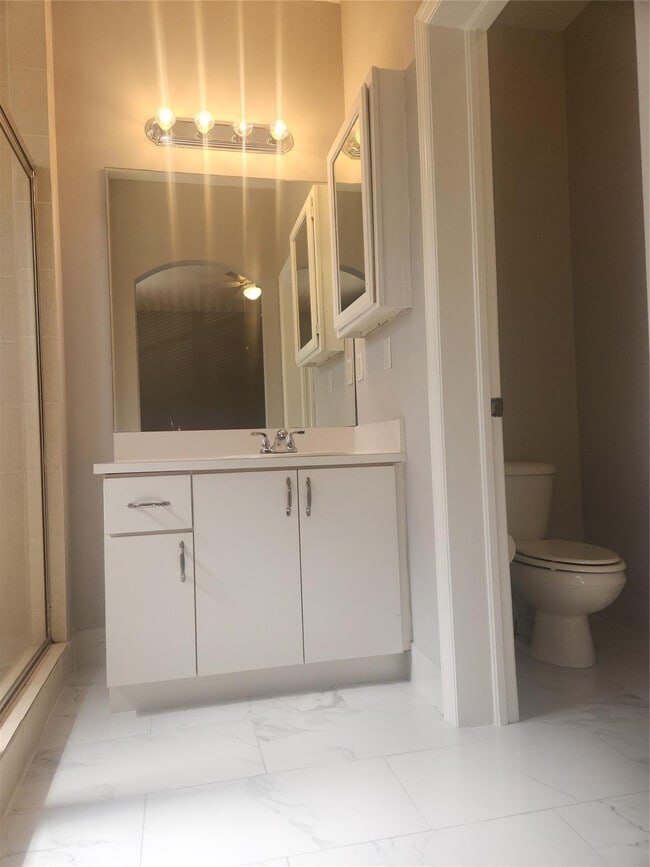 Building Photo - 4915 Tradewinds Ter