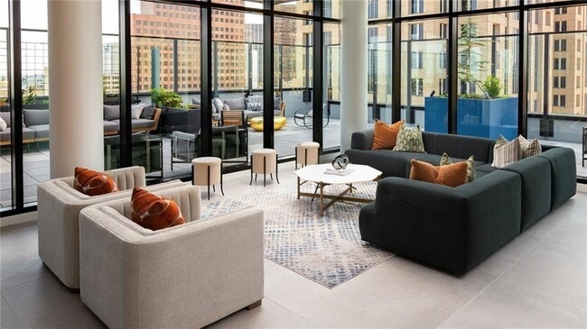 Building Photo - 161 Peachtree Center Ave NE