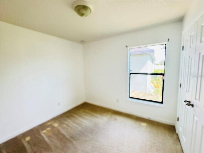 Building Photo - 1090 Woodlark Dr