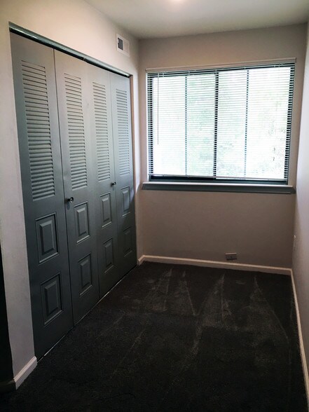 Bedroom - 1001 Berwyck Ct