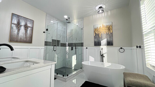 Building Photo - 2813 Mead Rd