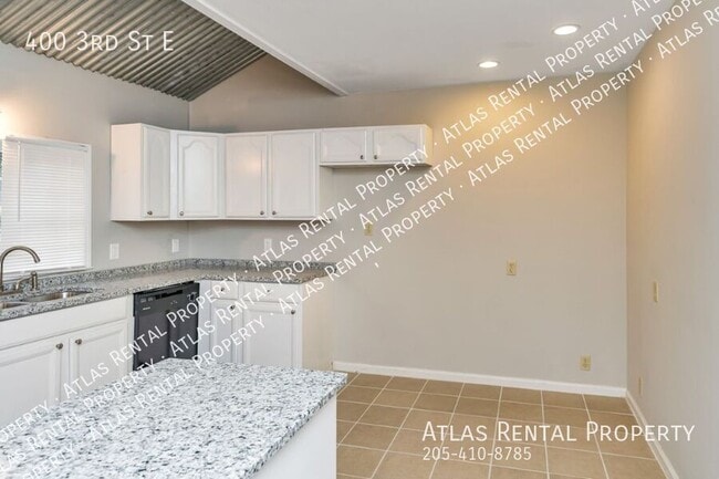 Building Photo - 400 3rd St E