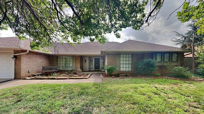 Building Photo - Very Nice 3 bedroom 2 bath home in Edmond ...