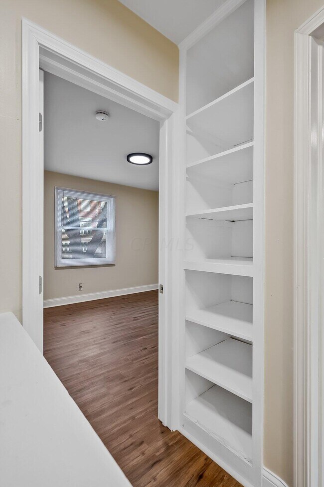 Building Photo - 109 E Arcadia Ave