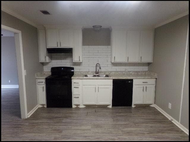 Building Photo - 5408 Halifax Dr