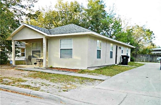 Primary Photo - IMMEDIATE MOVE IN!!!!3 bed / 1 Bath Home F...