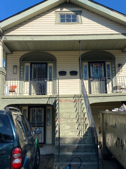 Primary Photo - 2423 Franklin Ave