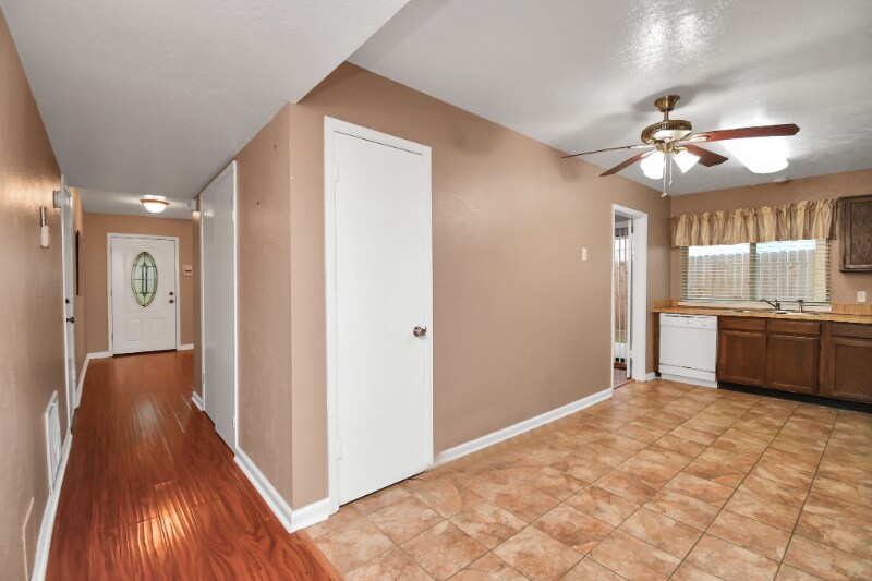 Building Photo - 22819 Carter Moir Ln