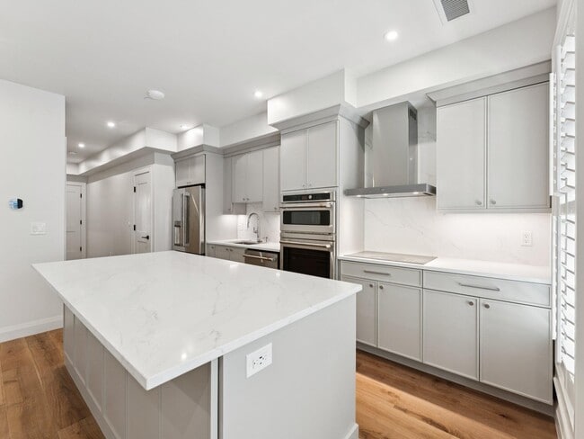 Building Photo - 1508 21st St NW