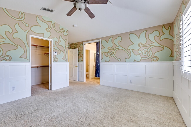 Building Photo - 5960 Juniper Ct