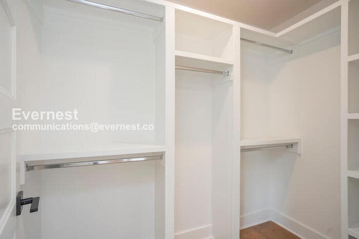 Building Photo - 1612 23rd Ave N