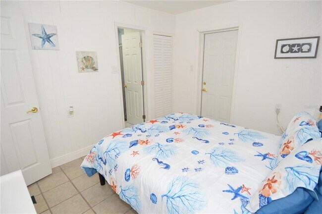 Building Photo - 156 146th Ave