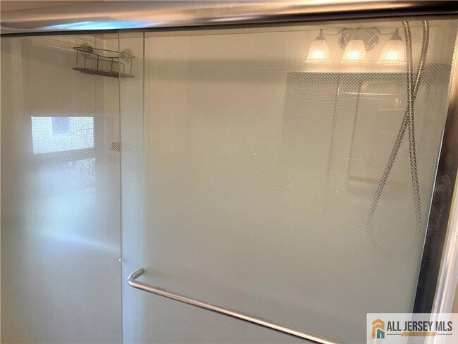 Building Photo - 11 Plainsboro Rd