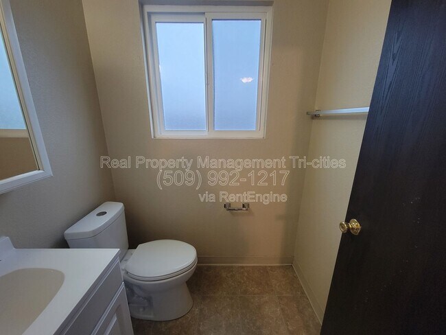 Building Photo - 218 S McKinley Pl