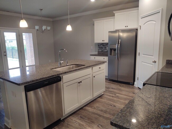 Building Photo - 152 Grey Fawn Trail