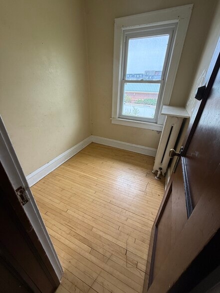 storage room - 1530 Grand Ave
