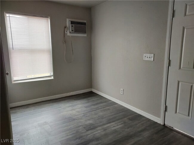 Building Photo - 6424 Hayden Peak Ln