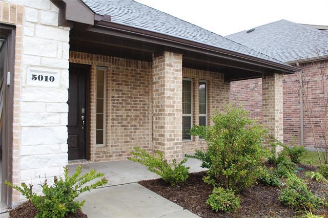 Building Photo - 5010 Flanagan Dr