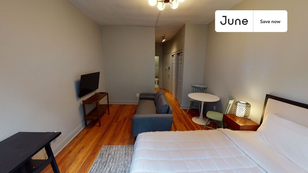 Building Photo - 334 E 90th St