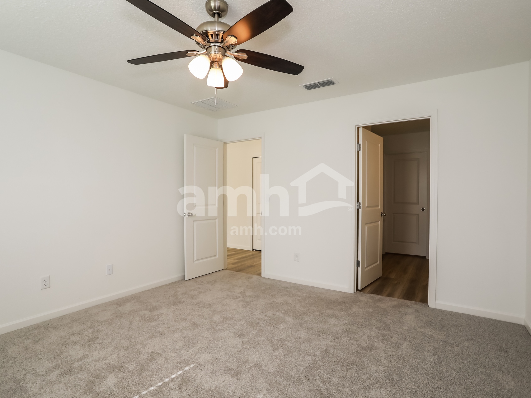 Building Photo - 2965 Grand Finale St