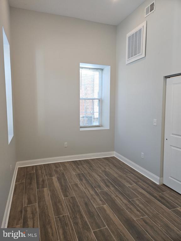 Building Photo - 59 High St