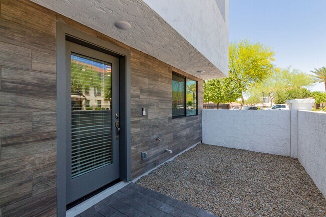 Building Photo - Brand New Townhome For Rent