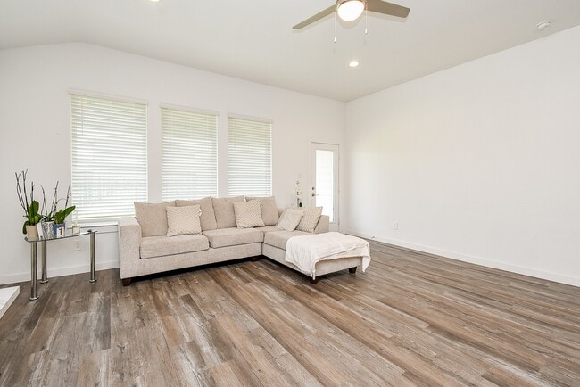 Building Photo - 4730 Torcello Fls Ln