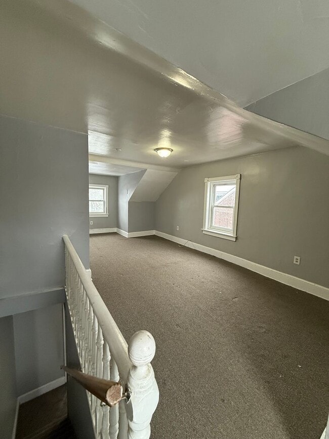 Building Photo - 251 Highland Ave