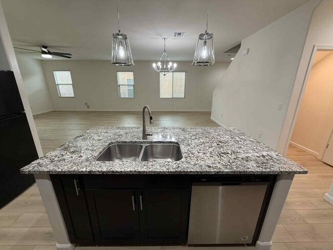 Building Photo - 14260 E Placita Lago Verde