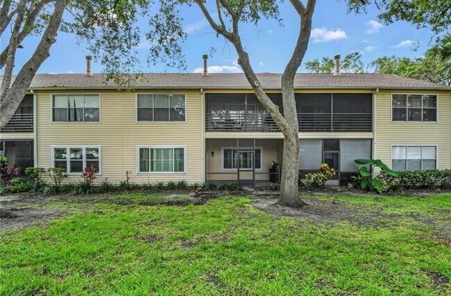 Building Photo - 3011 Cottage Grove Ct